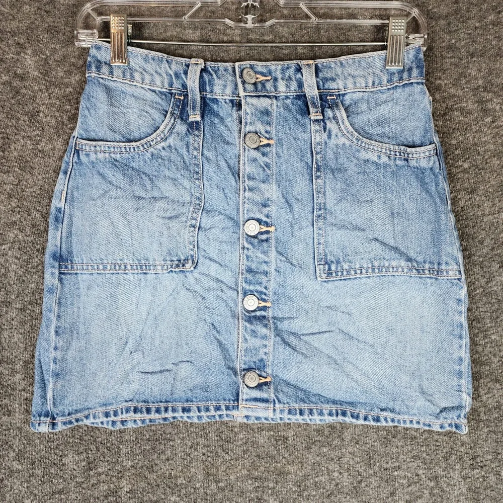 Old Navy Skirt Girls XL 14-16 Denim Mini Light Blue Button Front EUC